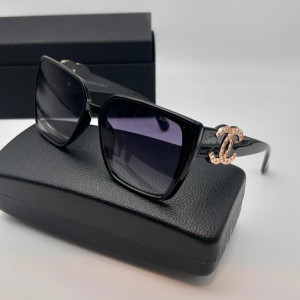 فروش عینک آفتابی زنانه مارک دار طرح شنل نگین دار