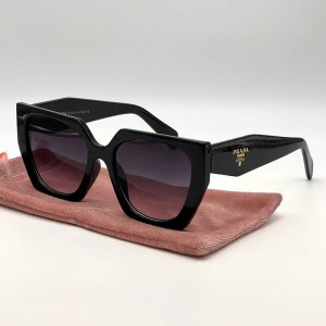 عینک آفتابی مارک دار زنانه پرادا فریم سه بعدی عدسی چند ضلعی لولا فلزی