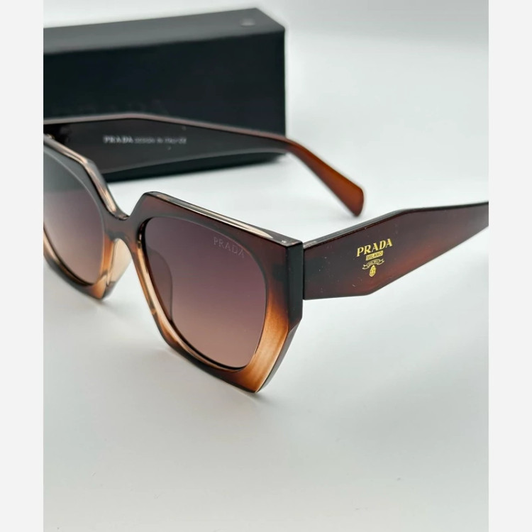 خرید انواع محصولات عینک آفتابی مارک پرادا