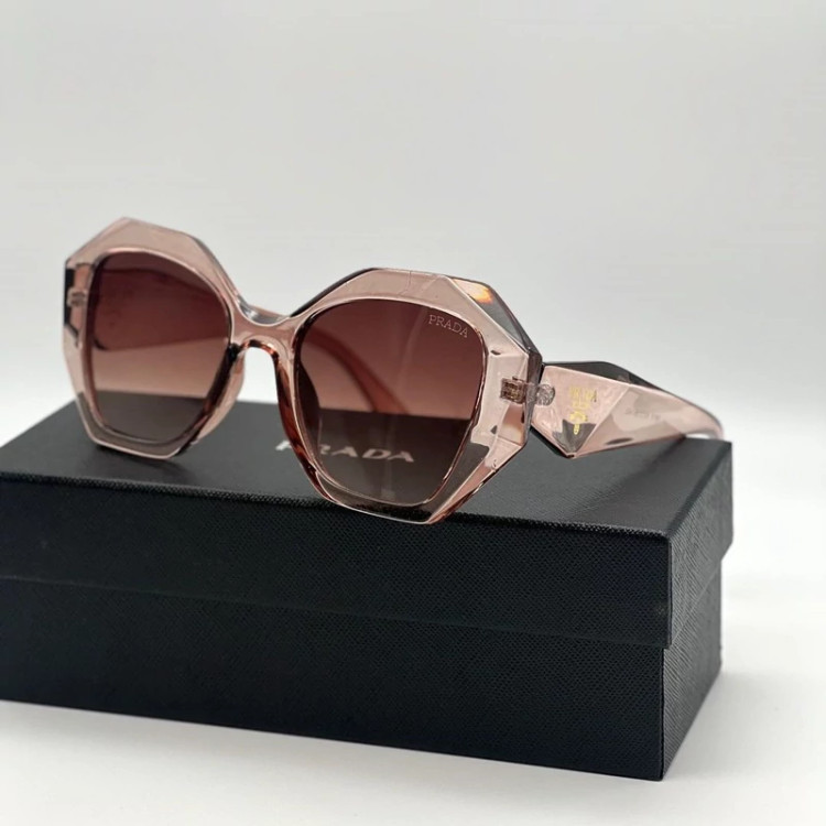 فروش عینک آفتابی مارک دار زنانه پرادا