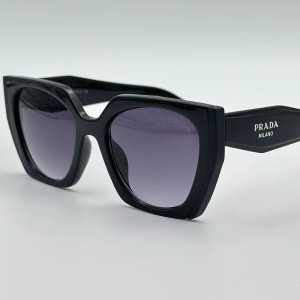 خرید عینک آفتابی زنانه مارک دار پرادا دسته دو رنگ