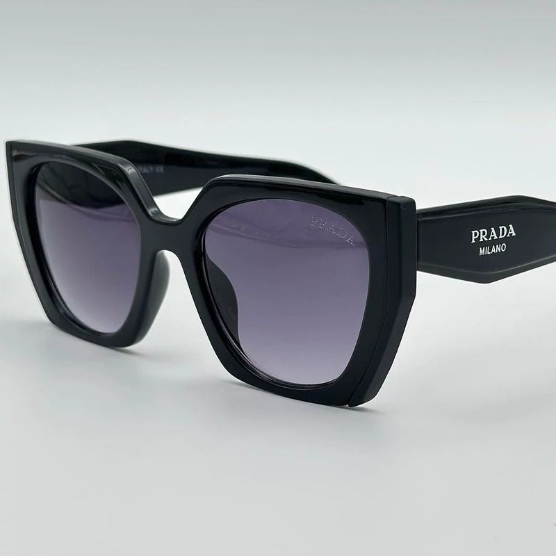 خرید عینک آفتابی زنانه مارک دار پرادا دسته دو رنگ