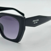 خرید بهترین عینک آفتابی زنانه مارک پرادا دسته دو رنگ