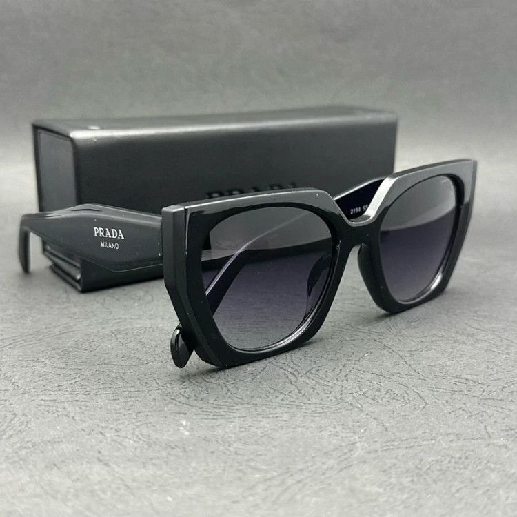 فروش عینک آفتابی مردانه مارک دار پرادا دسته دو رنگ