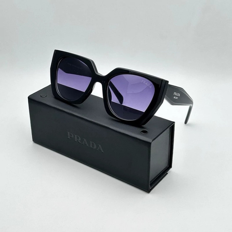 خرید عینک آفتابی زنانه مارک دار پرادا دسته دو رنگ