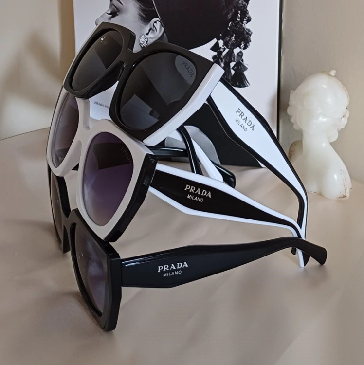 فروش عینک آفتابی زنانه و دخترانه اصل مارک پرادا