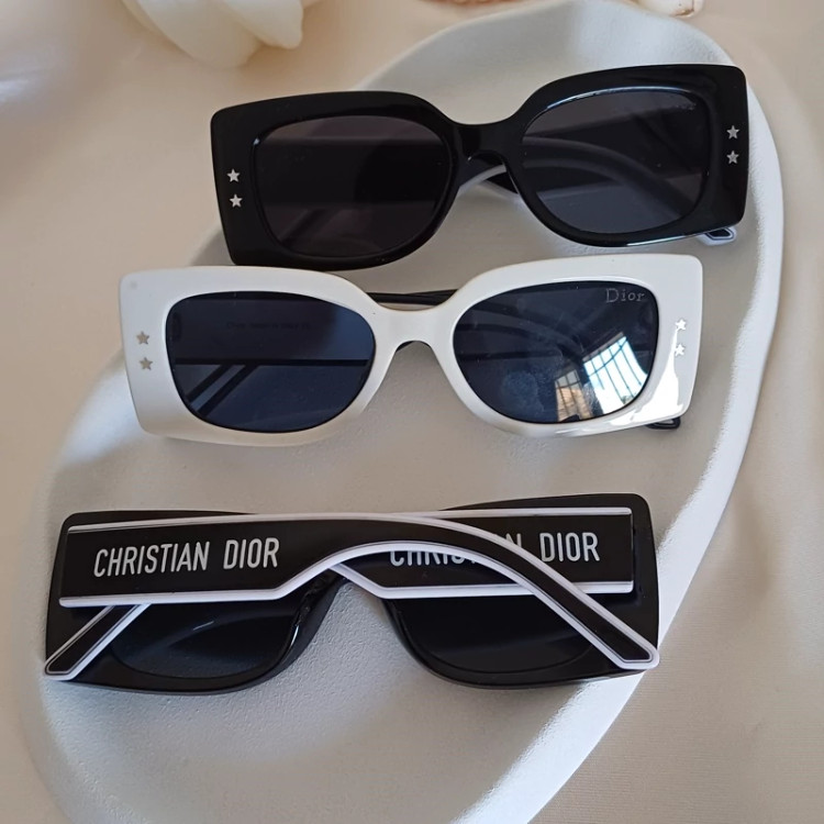 خرید عینک آفتابی زنانه مارک دار طرح کریستین دیور