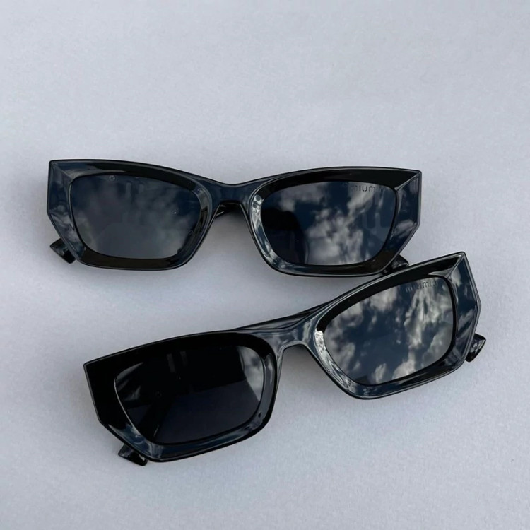 عینک آفتابی زنانه میو میو