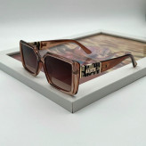 فهرست عینک افتابی برند دیور