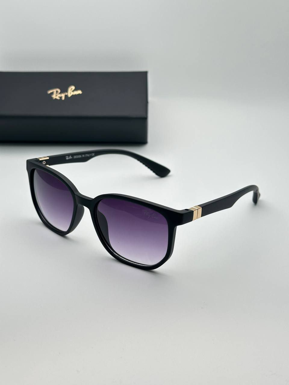 تشخیص عینک آفتابی ری بن مدل 8606