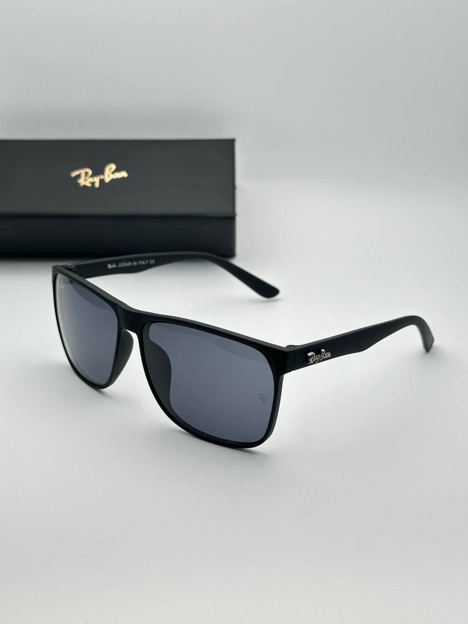 قیمت خرید عینک آفتابی مردانه مارک دار ریبن 7025 اصل و اورجینال