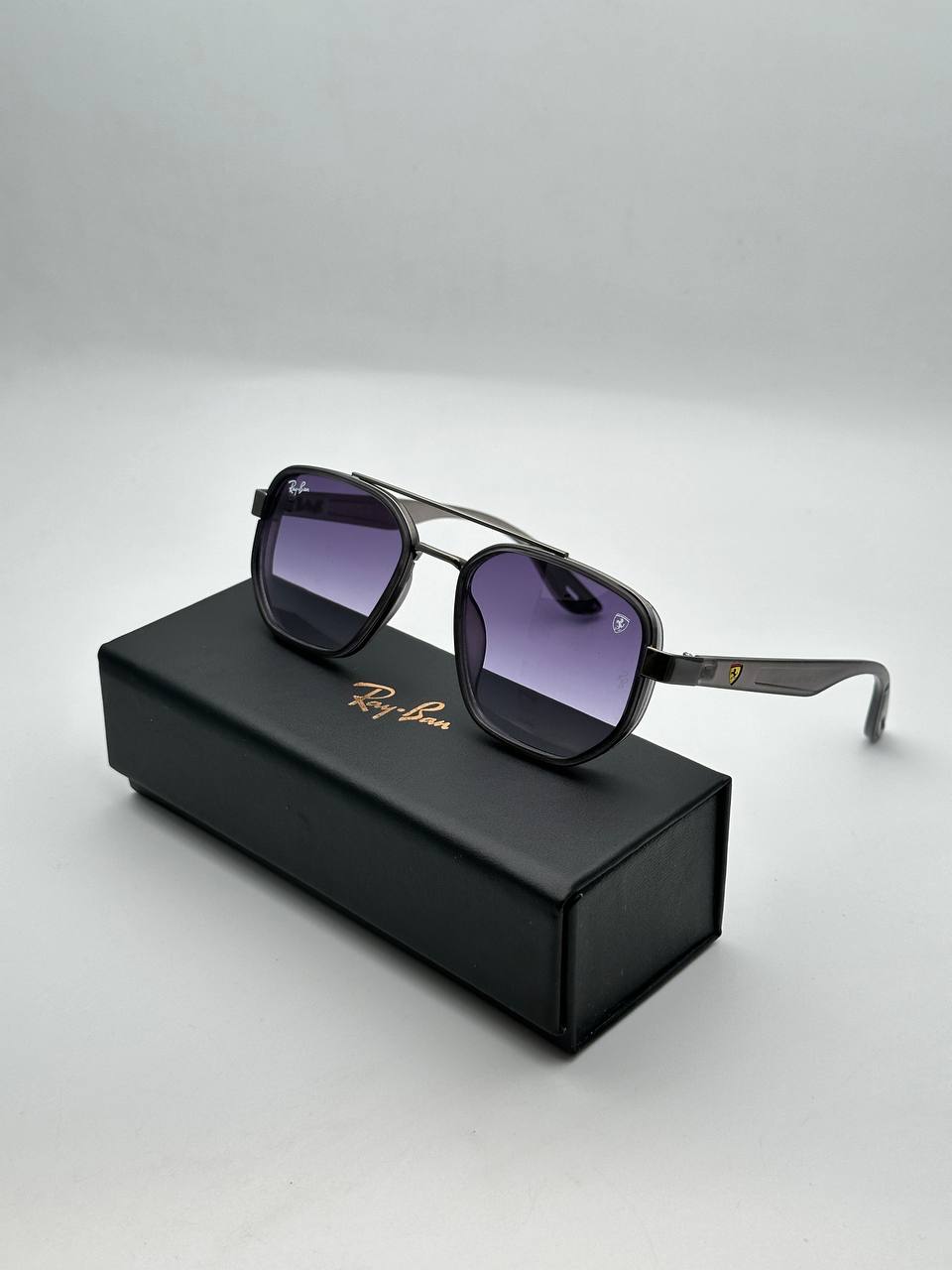 تشخیص عینک آفتابی مردانه ریبن اصل