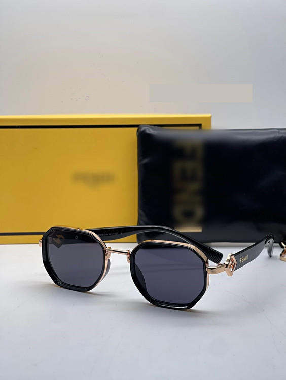 مشخصات عینک آفتابی زنانه و دخترانه فندی 8087 اقساطی ترب پی